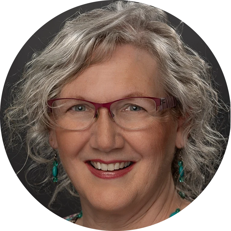 Gisele Dollinger Headshot